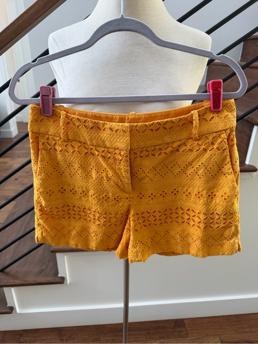 Loft Yellow Eyelet Lace Women’s Shorts